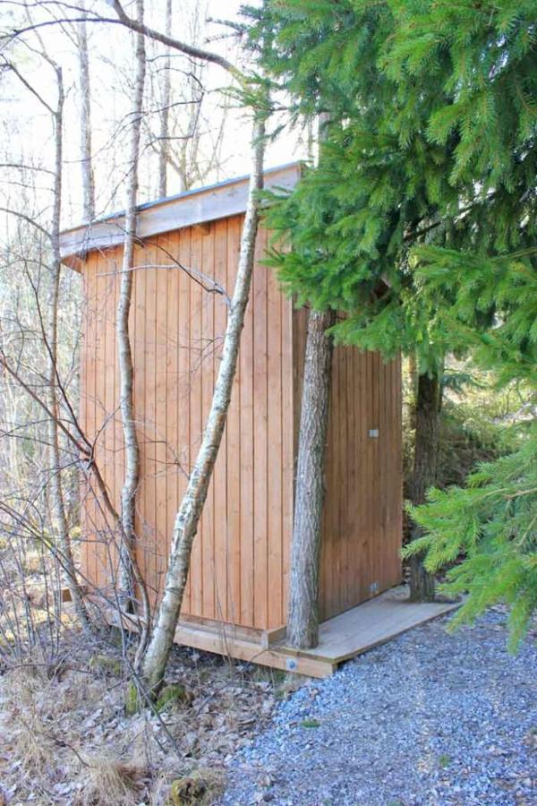 Tretopphytter Pa Grensen - Beverhytta Med Robat Og Gjeddefiske Halden Ngoại thất bức ảnh